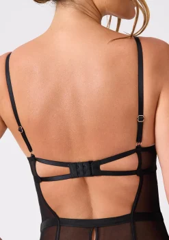 Body z usztywnionymi miseczkami z koronki i tiulu z tyłem typu string - Sandy