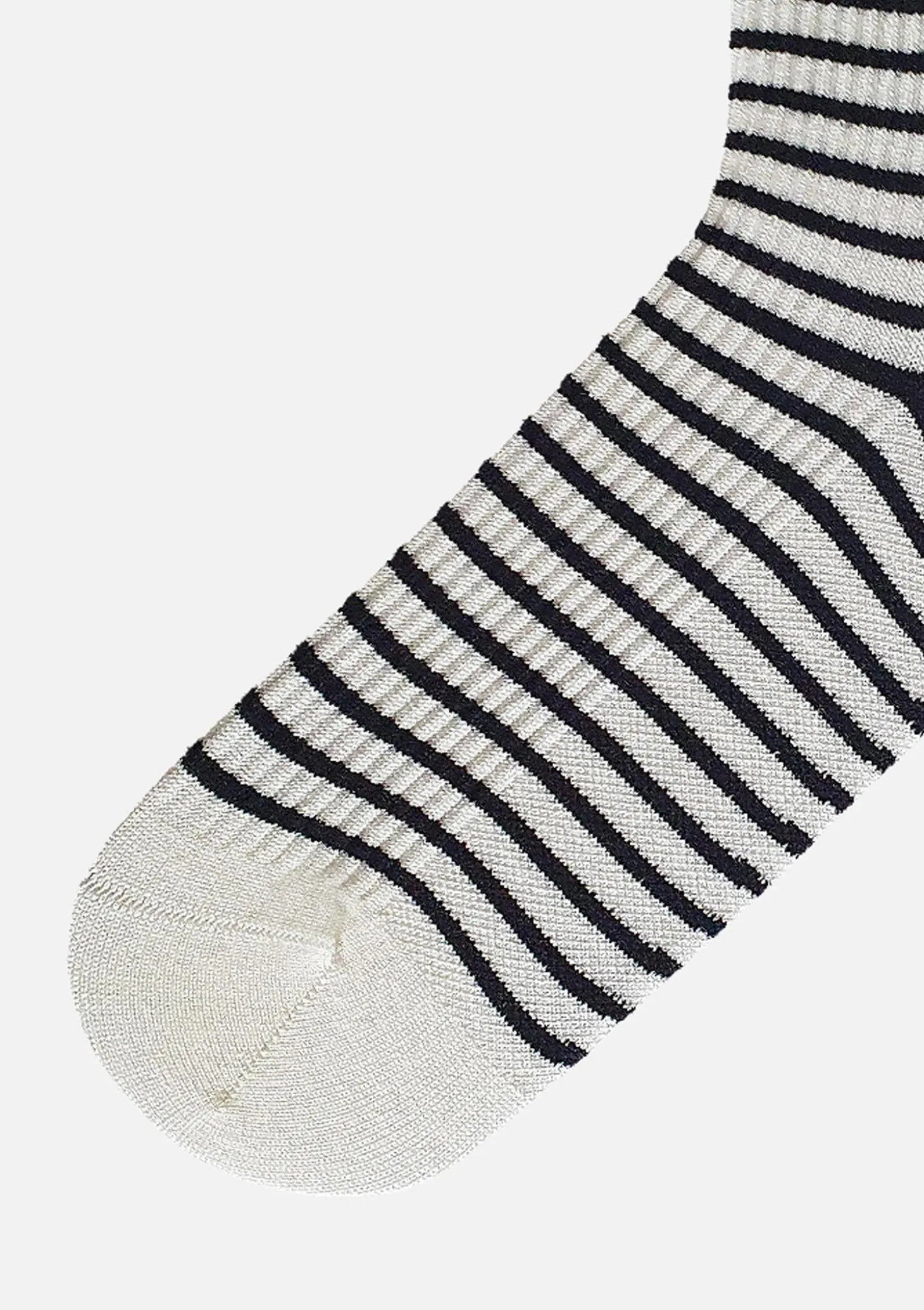 Skarpetki z czarnymi paskami i elastycznym ściągaczem Stripes
