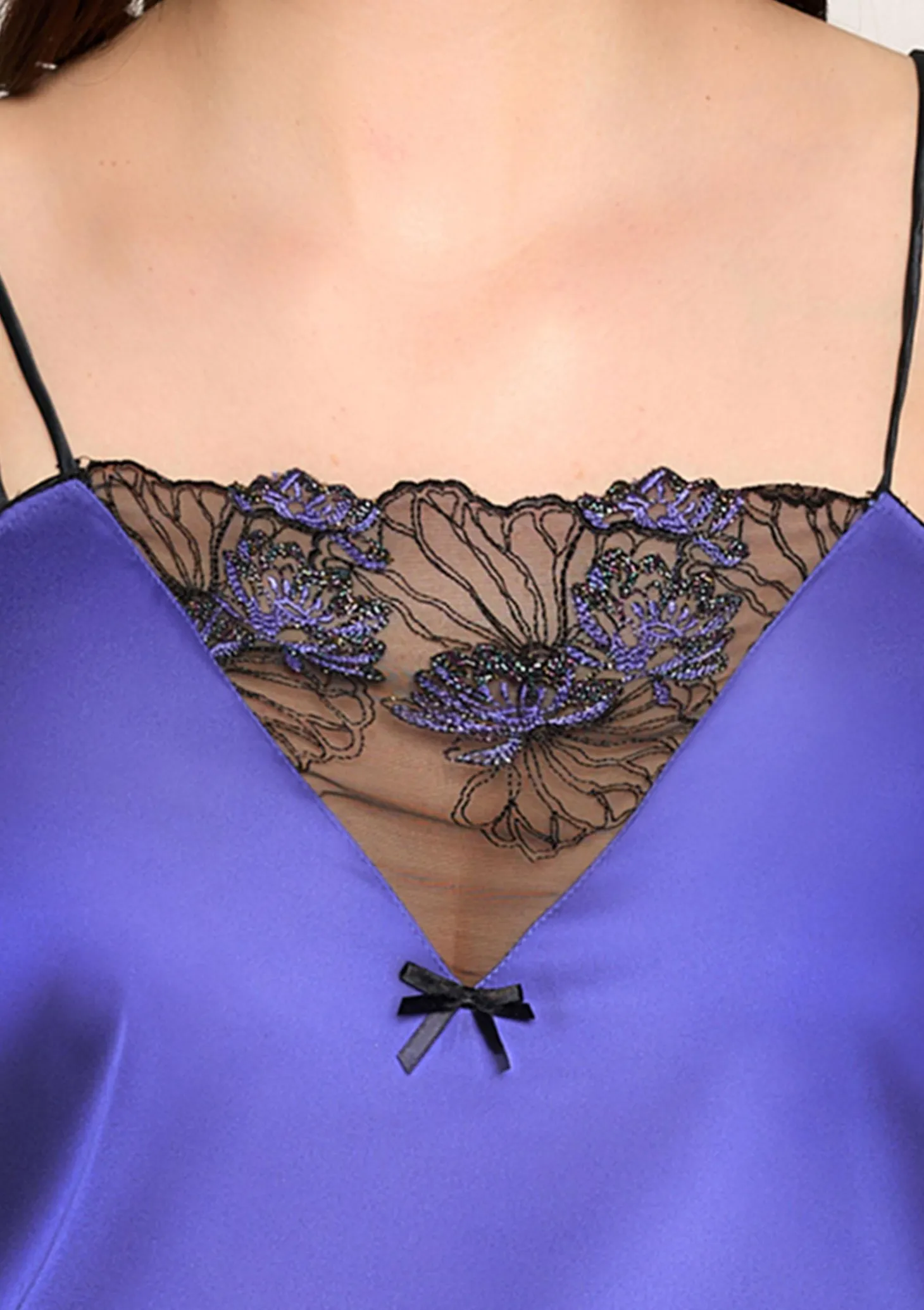 Top damski z greckiej kobaltowej satyny Arabesque Poupee Marilyn